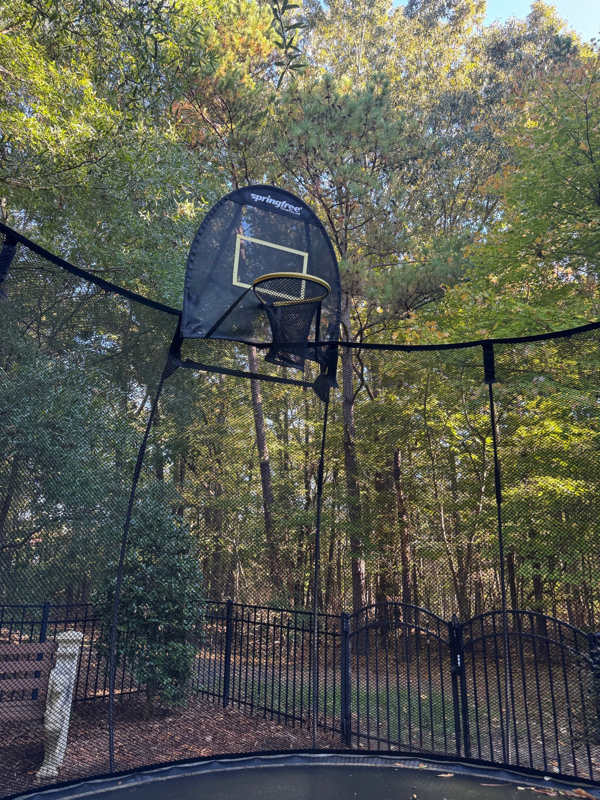 Springfree Medium Round R79 Trampoline, 118in, with FlexrHoop and FlexrStep (Buyer Disassembles)