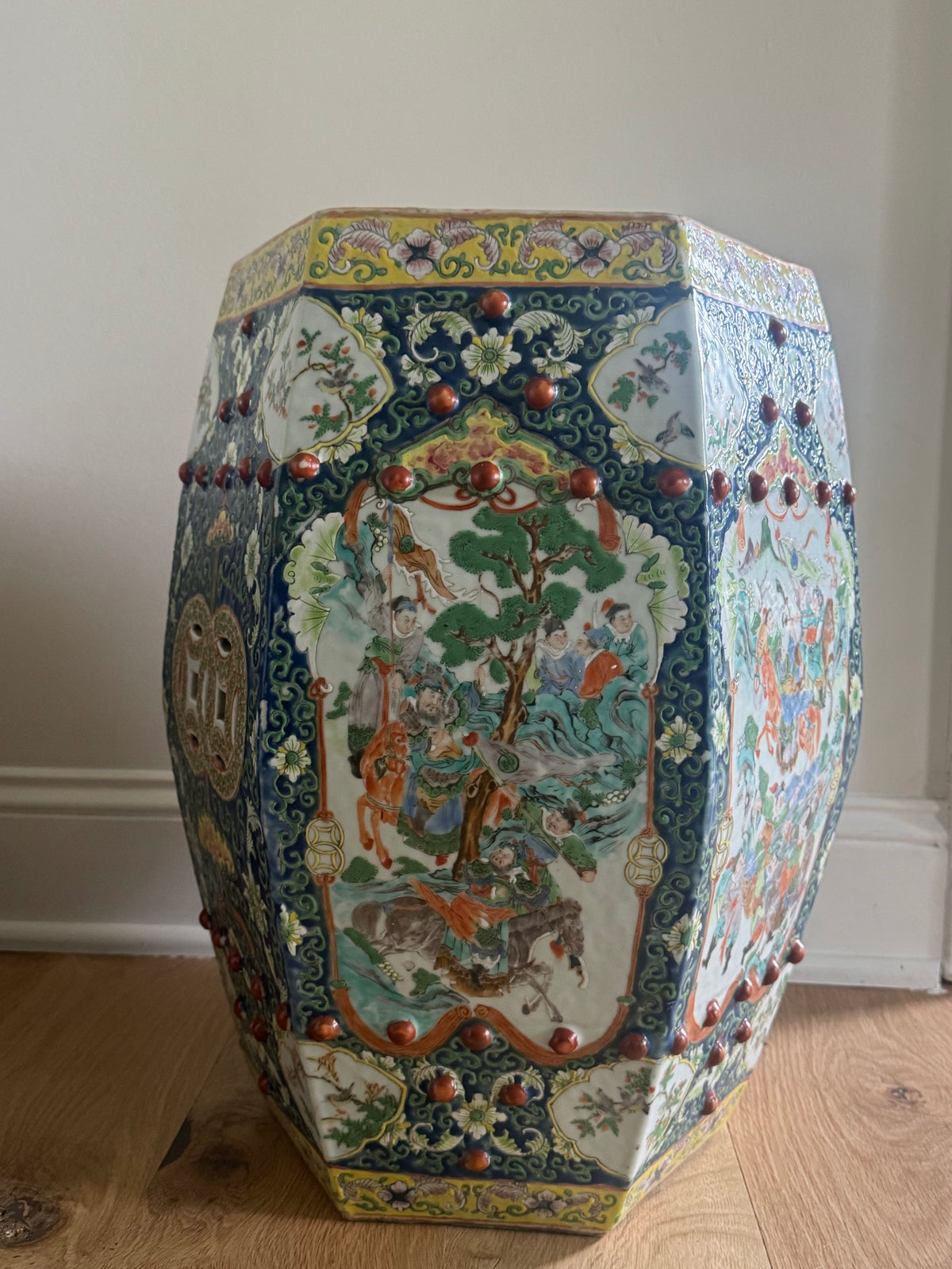 Chinese Famille Rose Hexagonal Porcelain Garden Stool Figural Panels Vintage