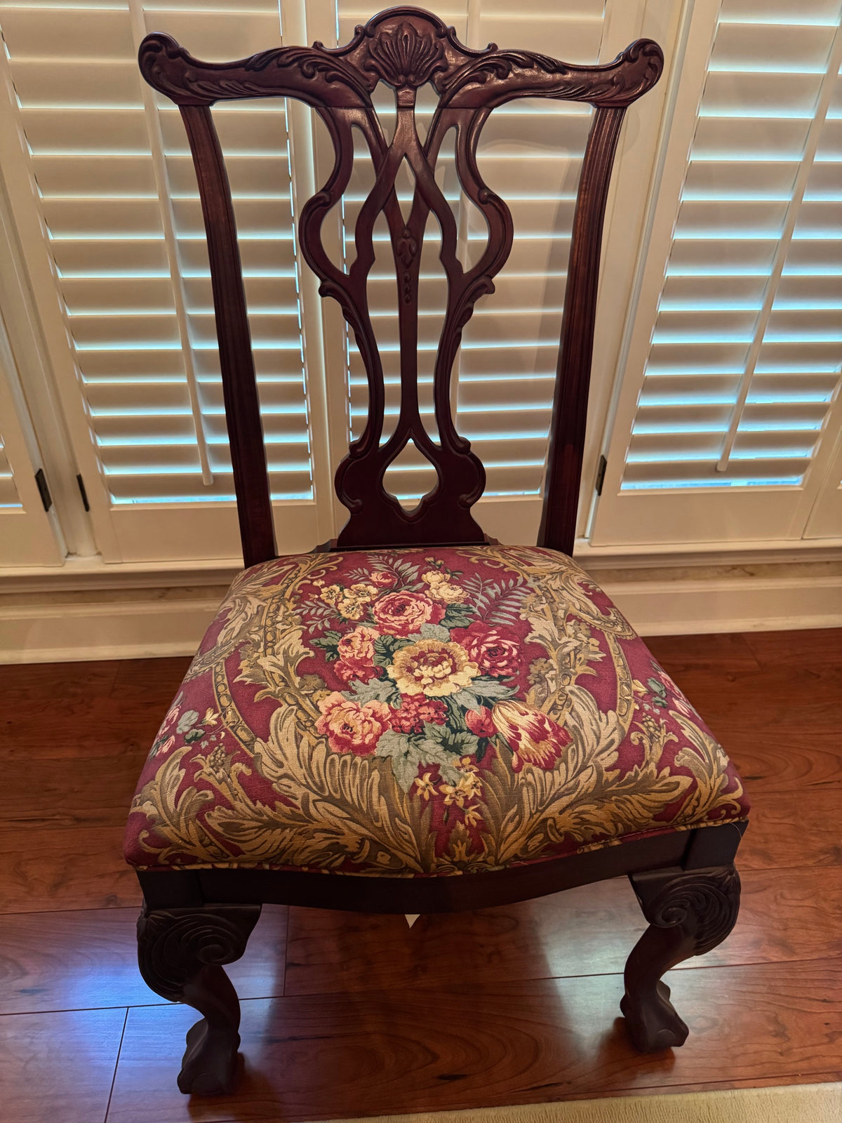 Chippendale-style dining chair with pierced splat and floral upholstered seat