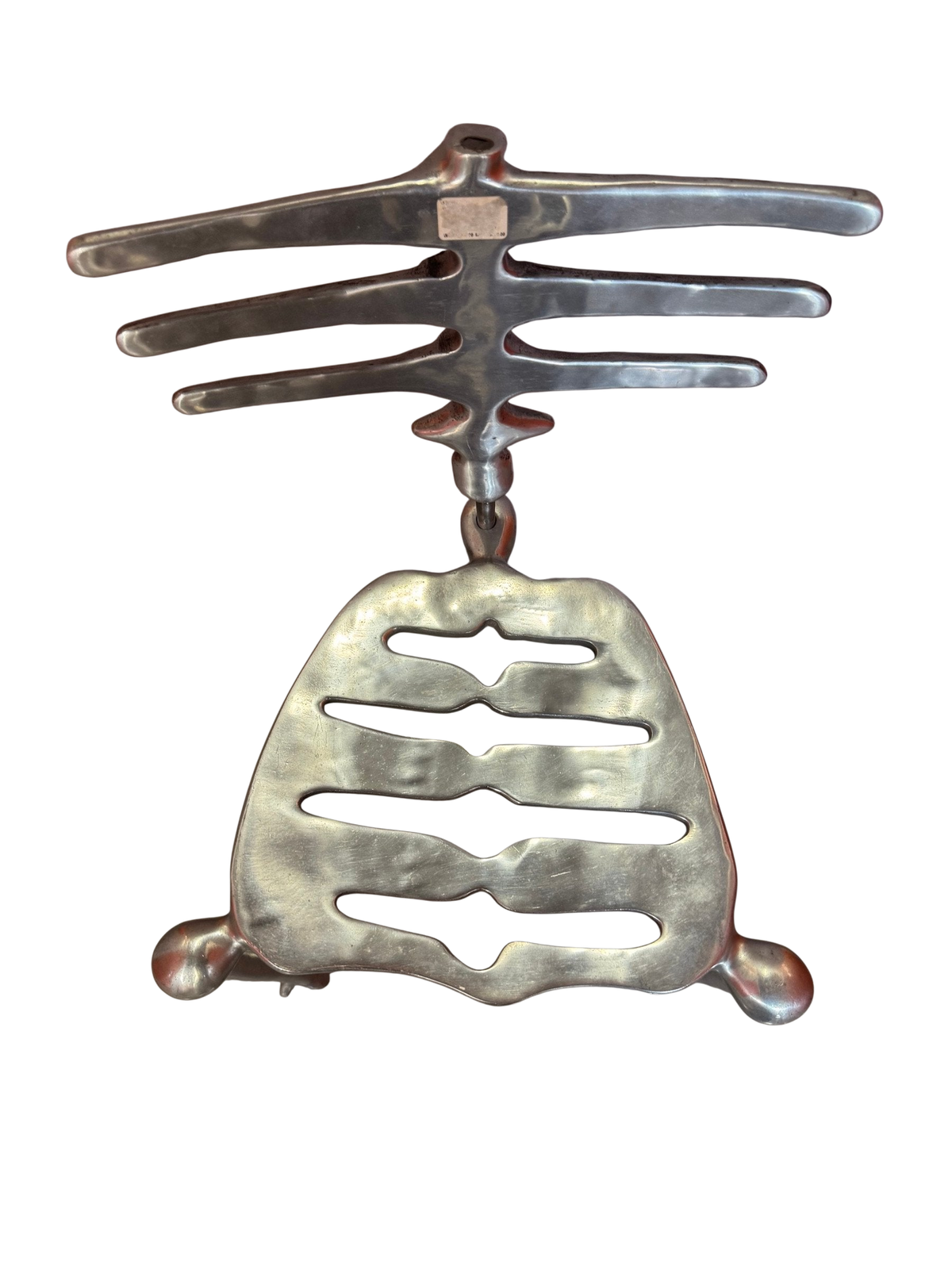 Top of the slotted pelvis-shaped seat and back