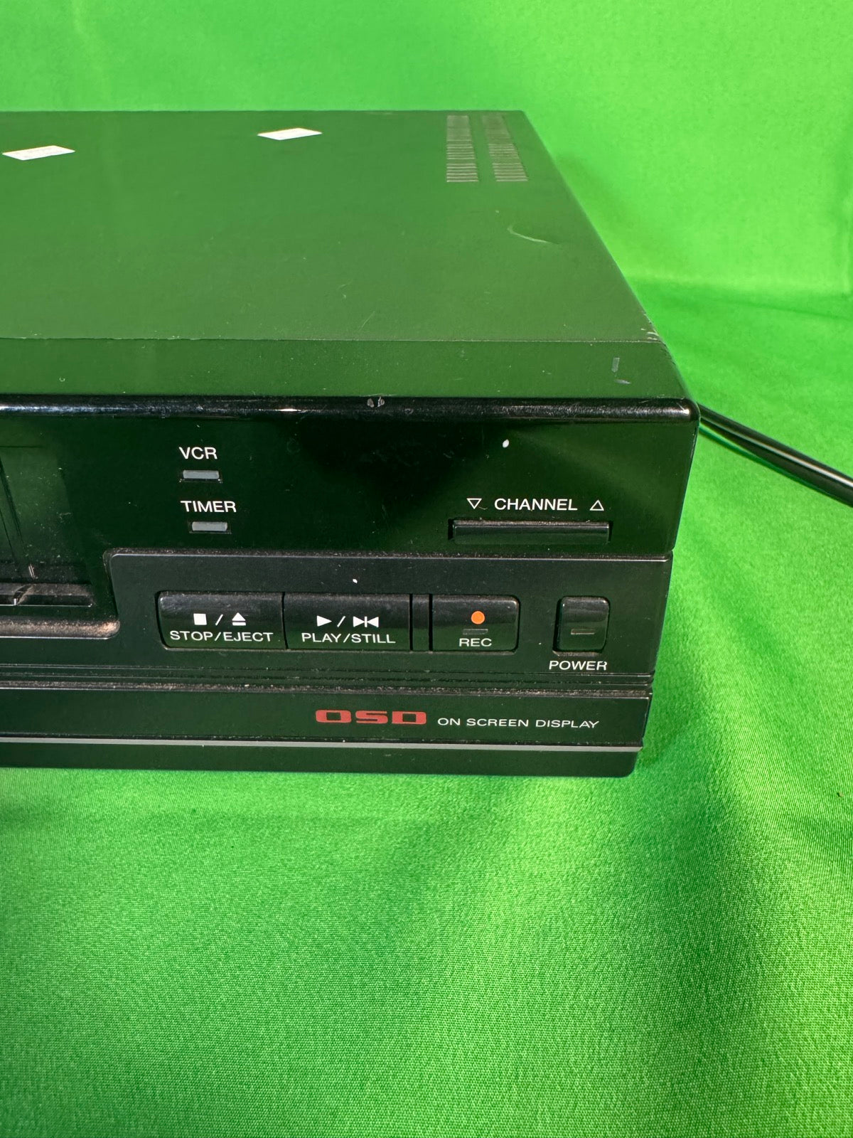 Magnavox VR9815AT01 VHS HQ Video Cassette Recorder 1989