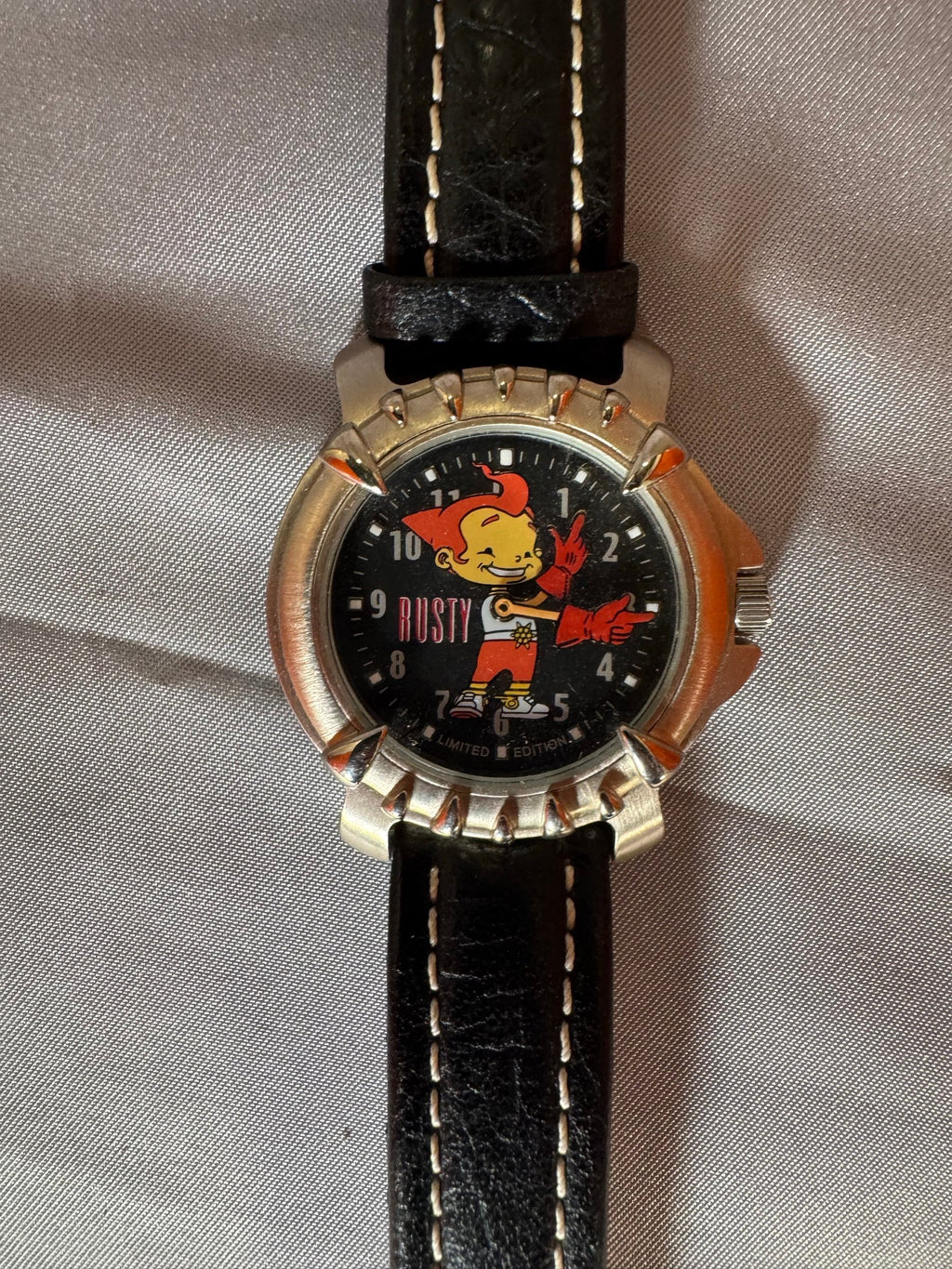 Close view of the Rusty dial