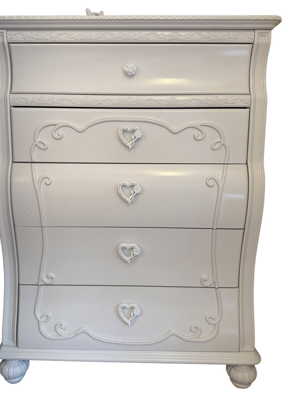 Sparkle White 5-drawer chest, front view