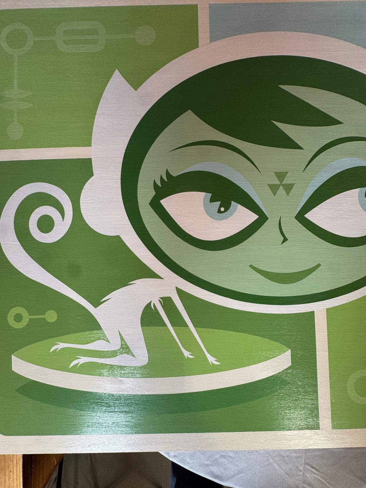 Close view of the monkey girl