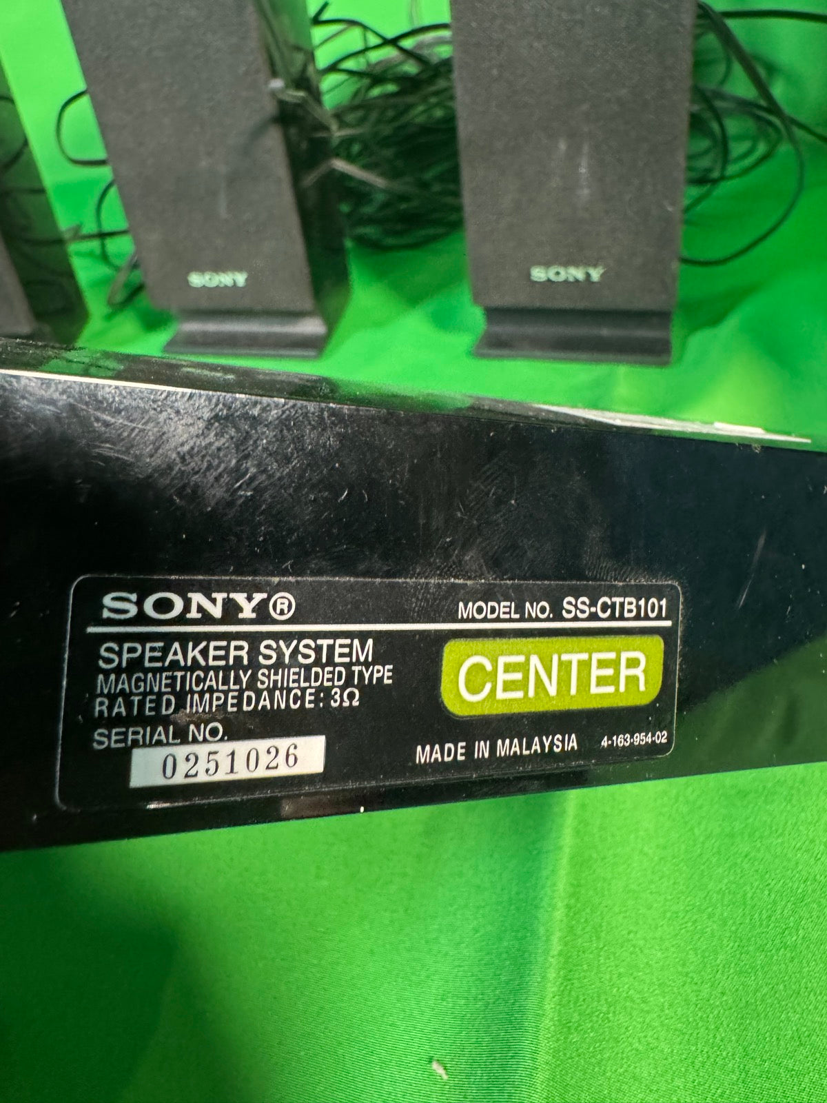 Sony 5.1 Speaker System 4x SS-TSB101 SS-CTB101 Center SS-WSB101 Sub