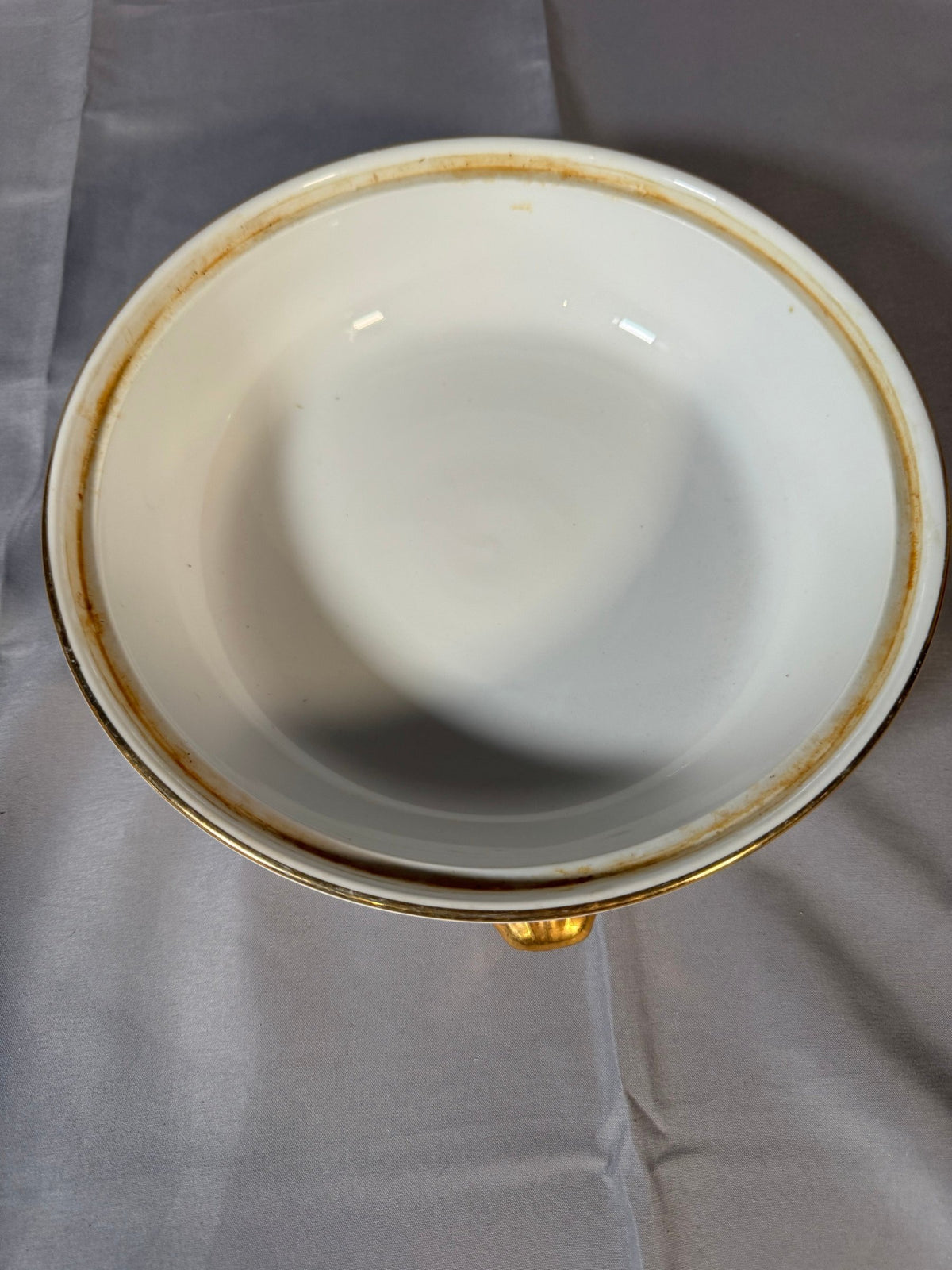 Royal Worcester Evesham Covered Casserole, Gold Shell Handles, Shape 22 Size 1