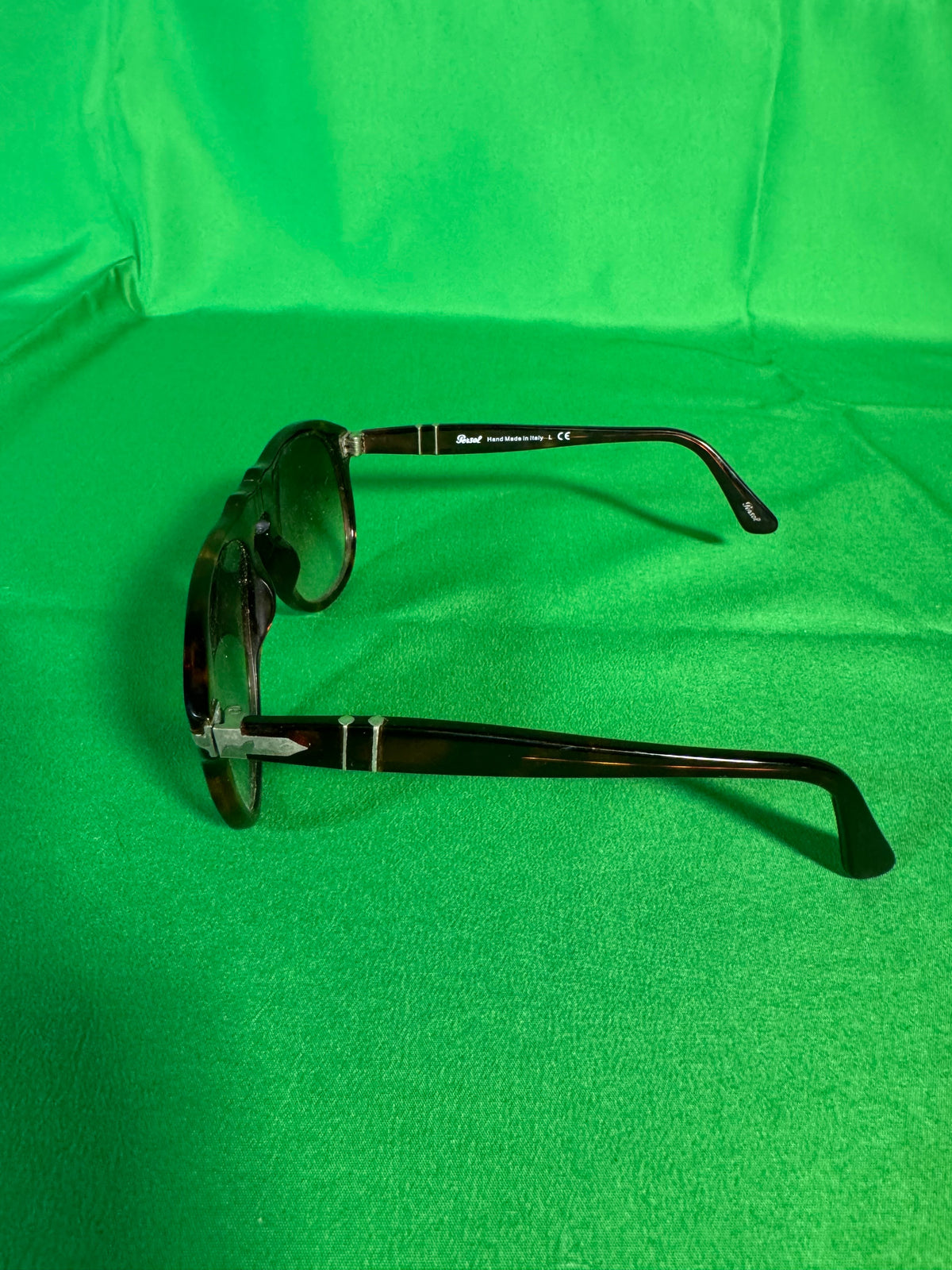 Persol 649 Sunglasses Havana Hand Made in Italy — detail view 1