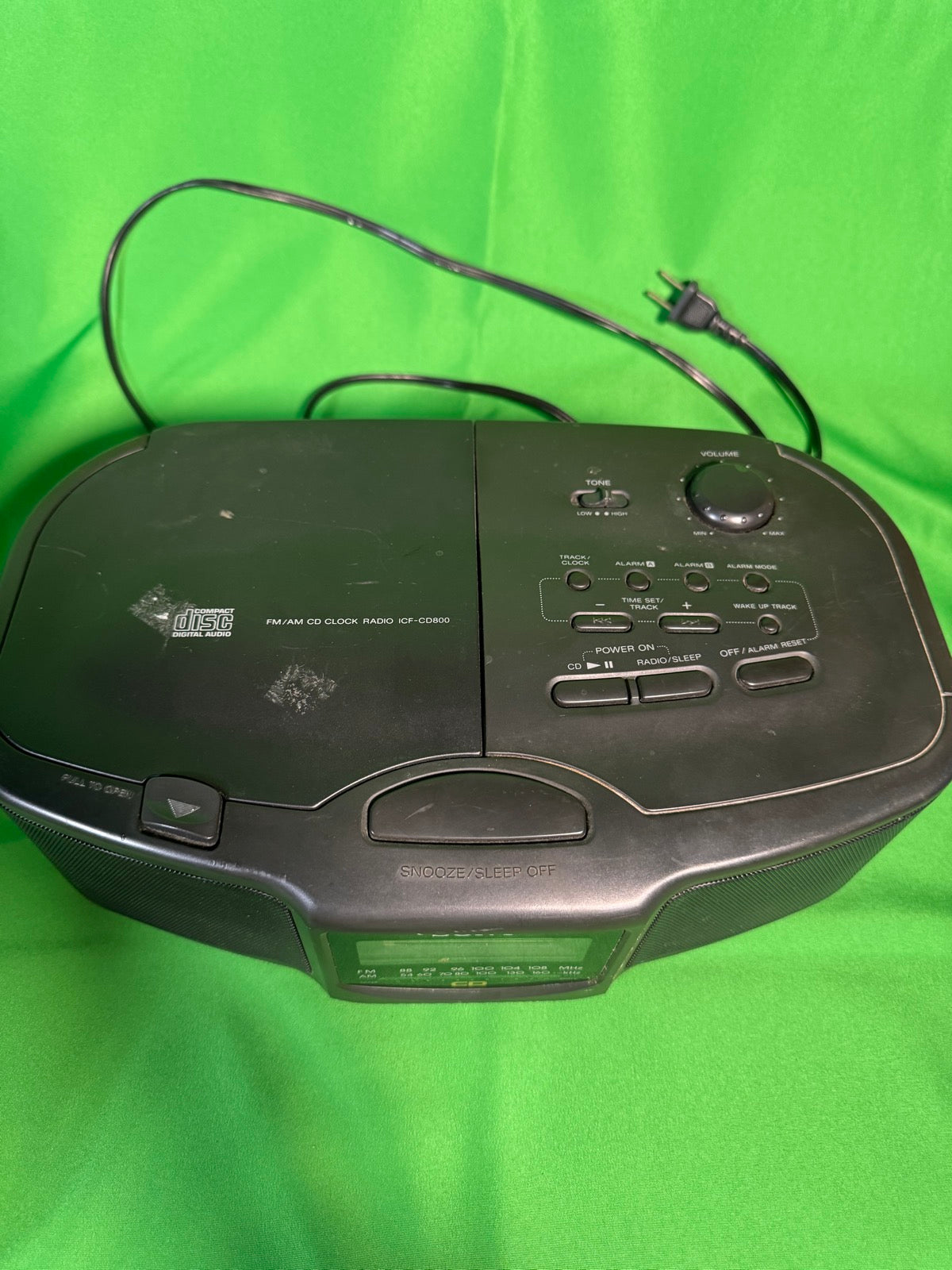 Sony ICF-CD800 FM/AM CD Clock Radio, Black