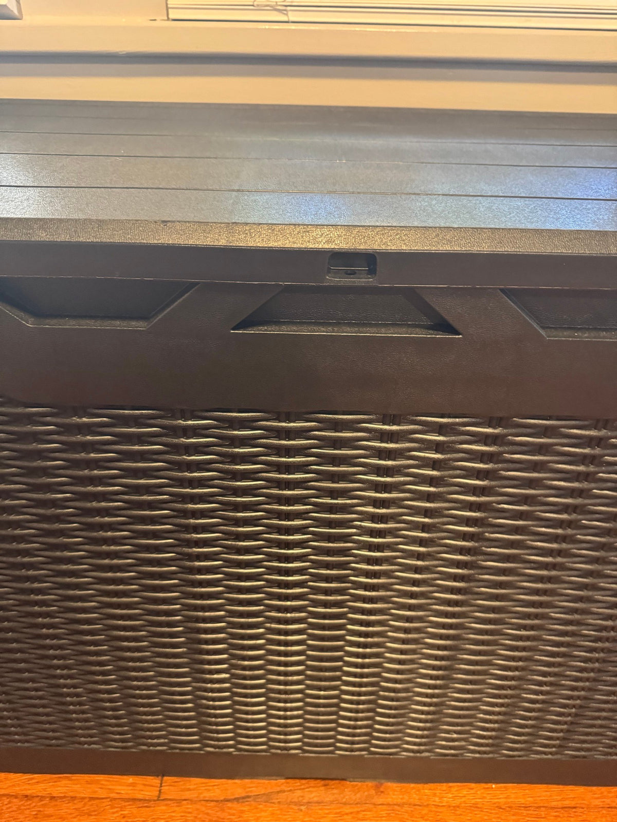Close view of the woven front panel