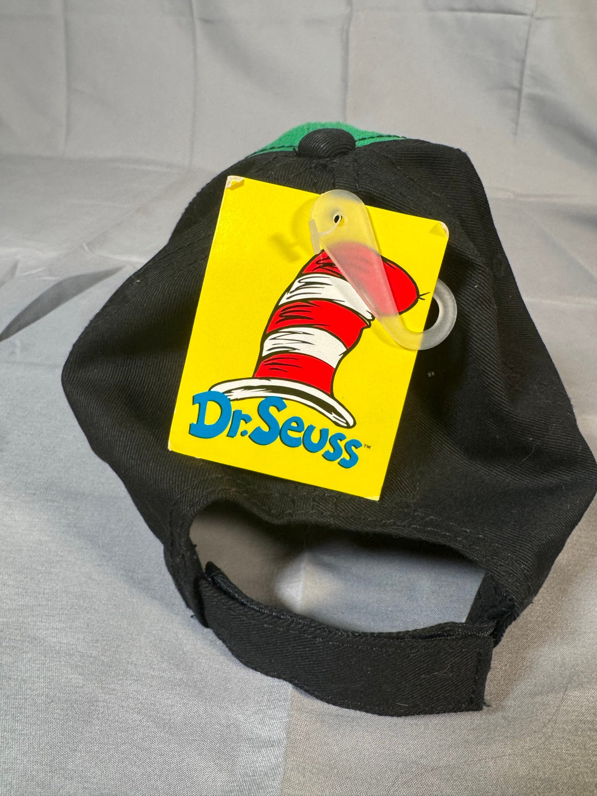 Dr. Seuss The Grinch Face Baseball Cap Concept One 2000 Green Black