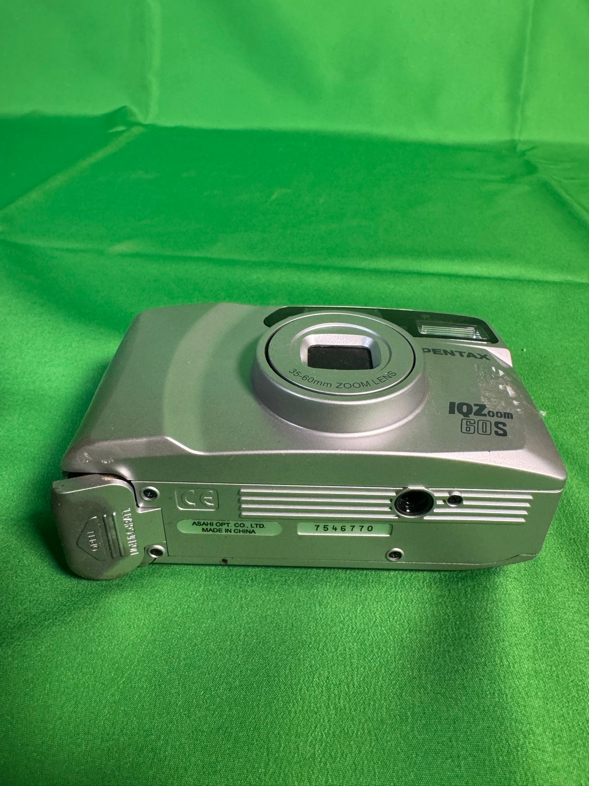 Pentax IQZoom 60S 35mm Film Point-and-Shoot Camera 35-60mm Zoom