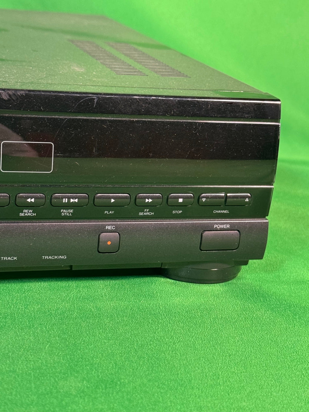 Magnavox VR2040AT01 4-Head VHS HQ Video Cassette Recorder