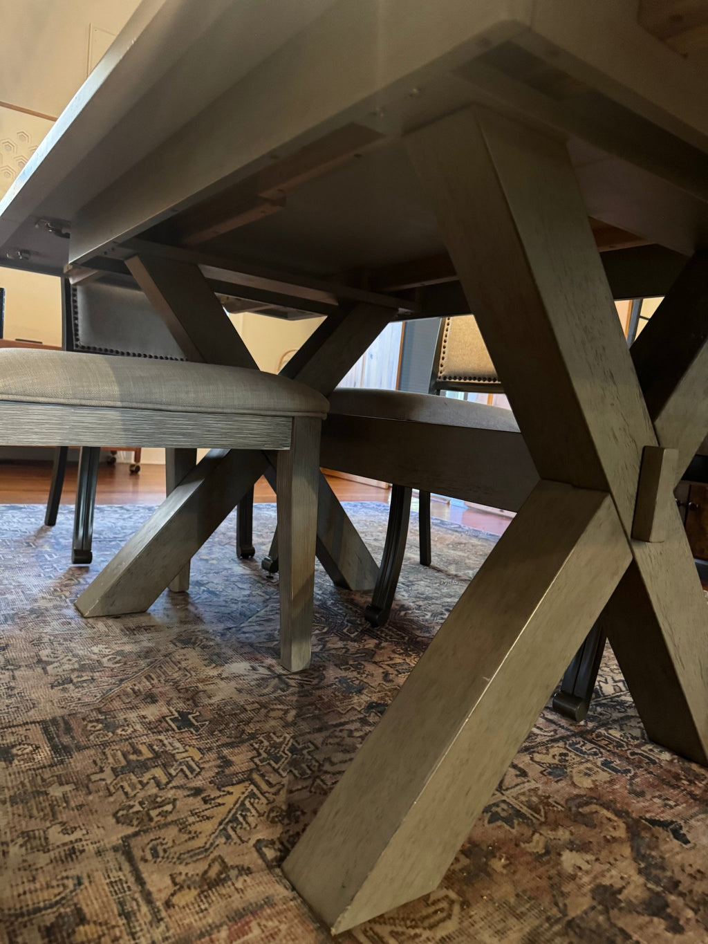 Side view of the X-trestle base