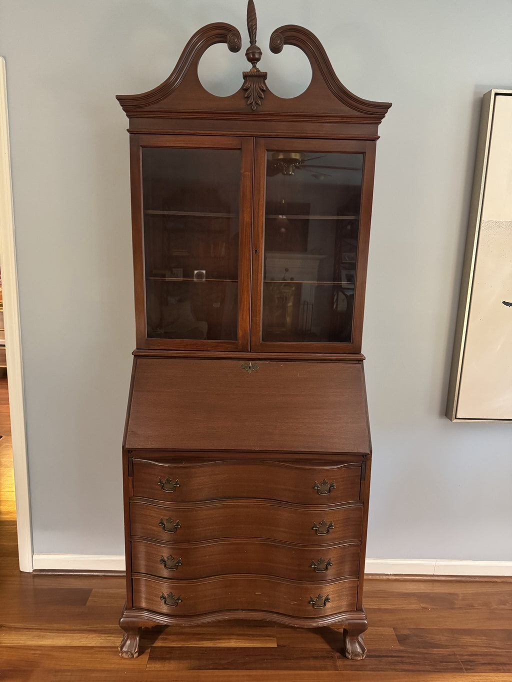 Lowest drawer showing light scratches