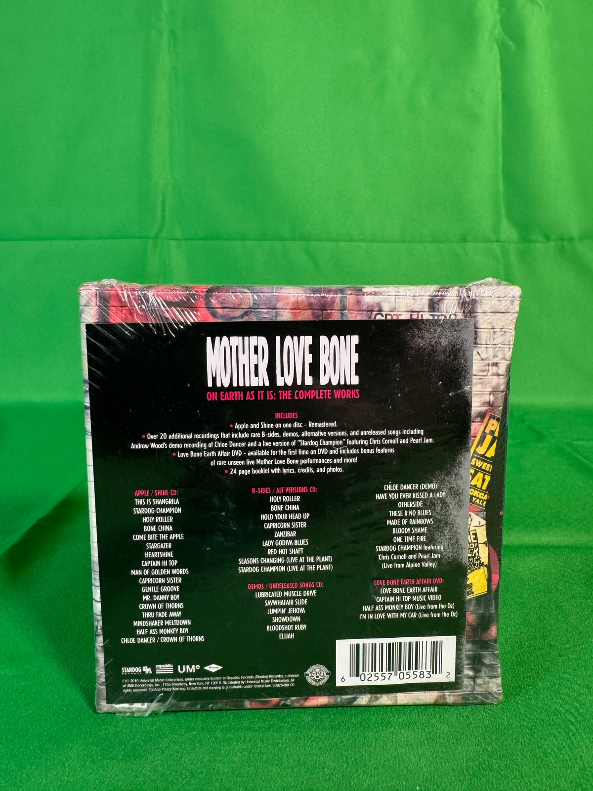 Mother Love Bone On Earth As It Is The Complete Works 3 Disc Box Set Sealed