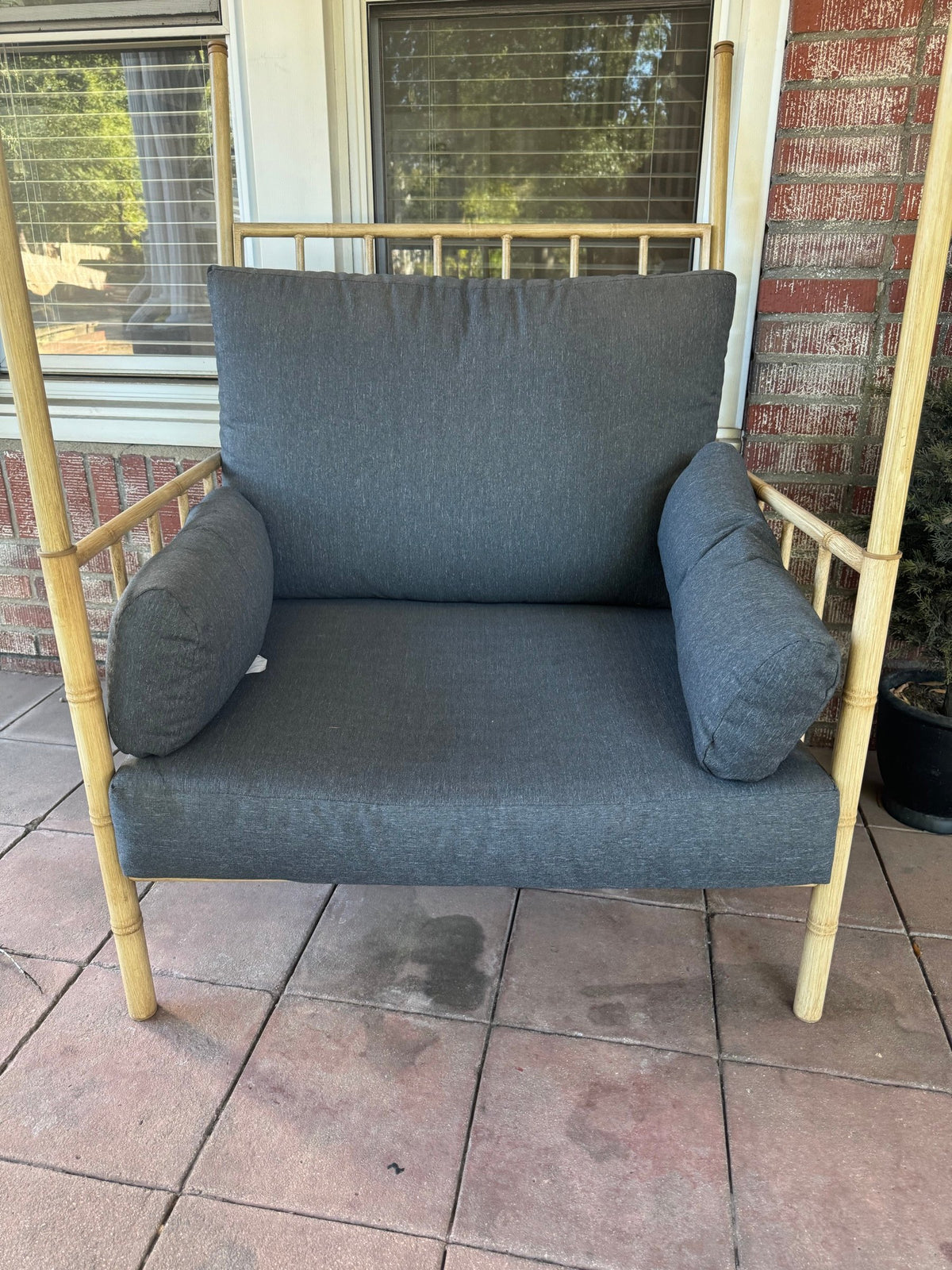 Front view of the chair with cushions