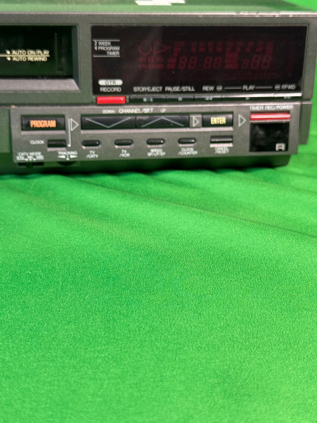 Emerson VCR755 HQ VHS Video Cassette Recorder