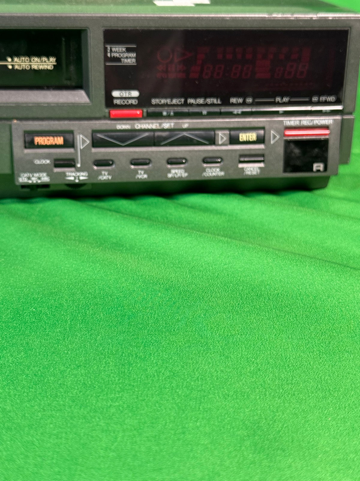 Emerson VCR755 HQ VHS Video Cassette Recorder