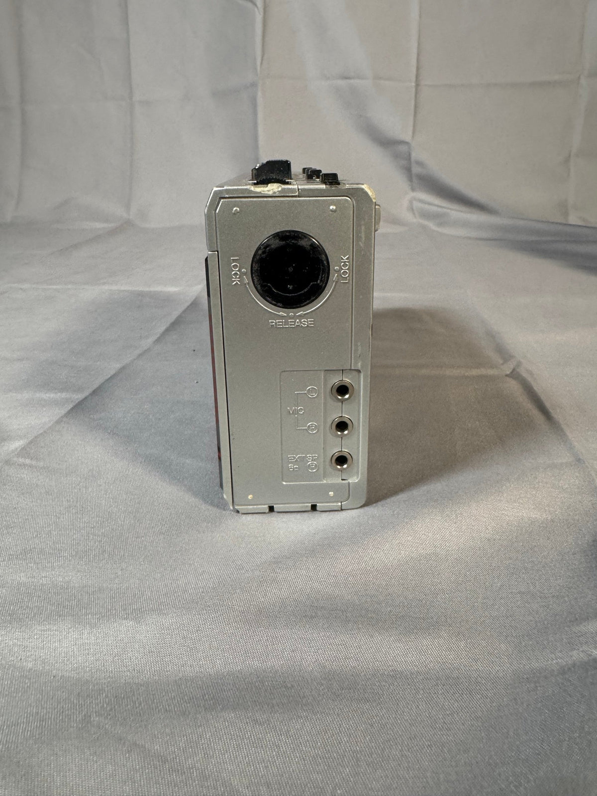 Sanyo M-S200 AM/FM Stereo Radio Cassette Recorder Silver Made in Japan