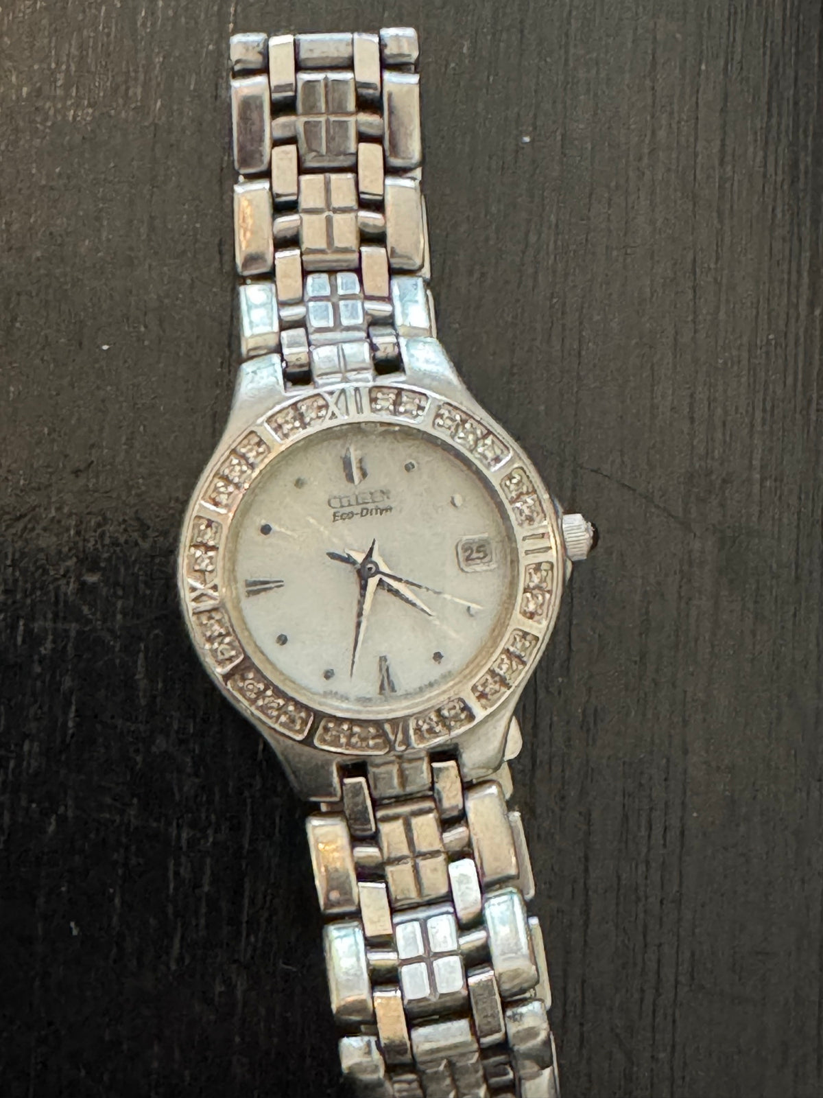 Citizen Eco-Drive E011 Ladies Watch 26mm MOP Dial Crystal Bezel Steel Very Good