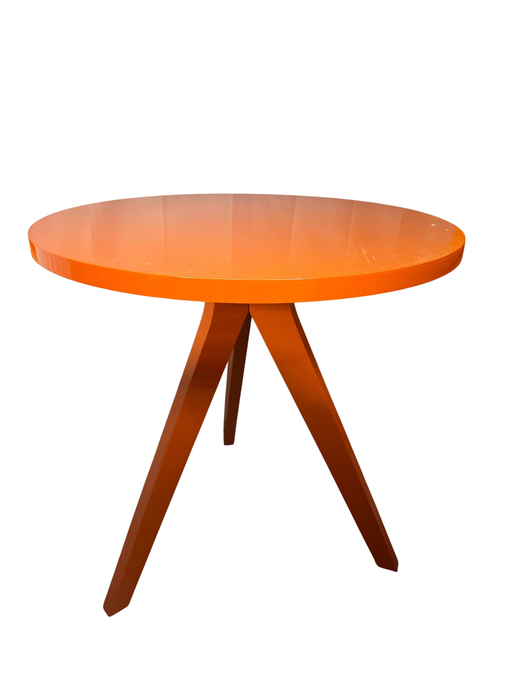Orange lacquer round table, front view