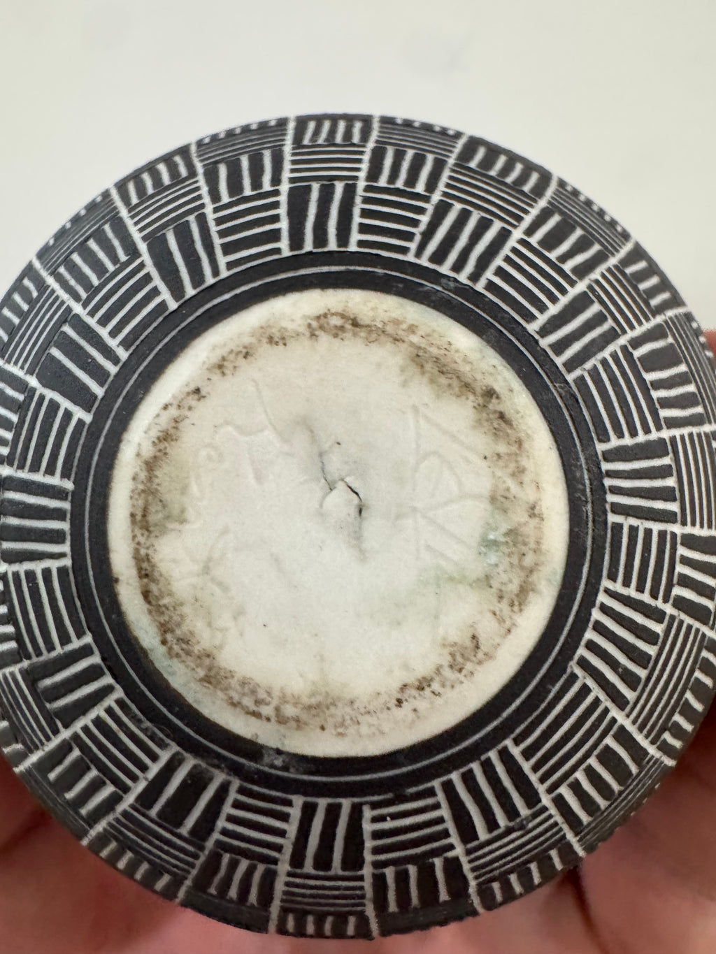 Acoma Pueblo Seed Pot Fine Line Black on White Turquoise Bird Fetish Signed