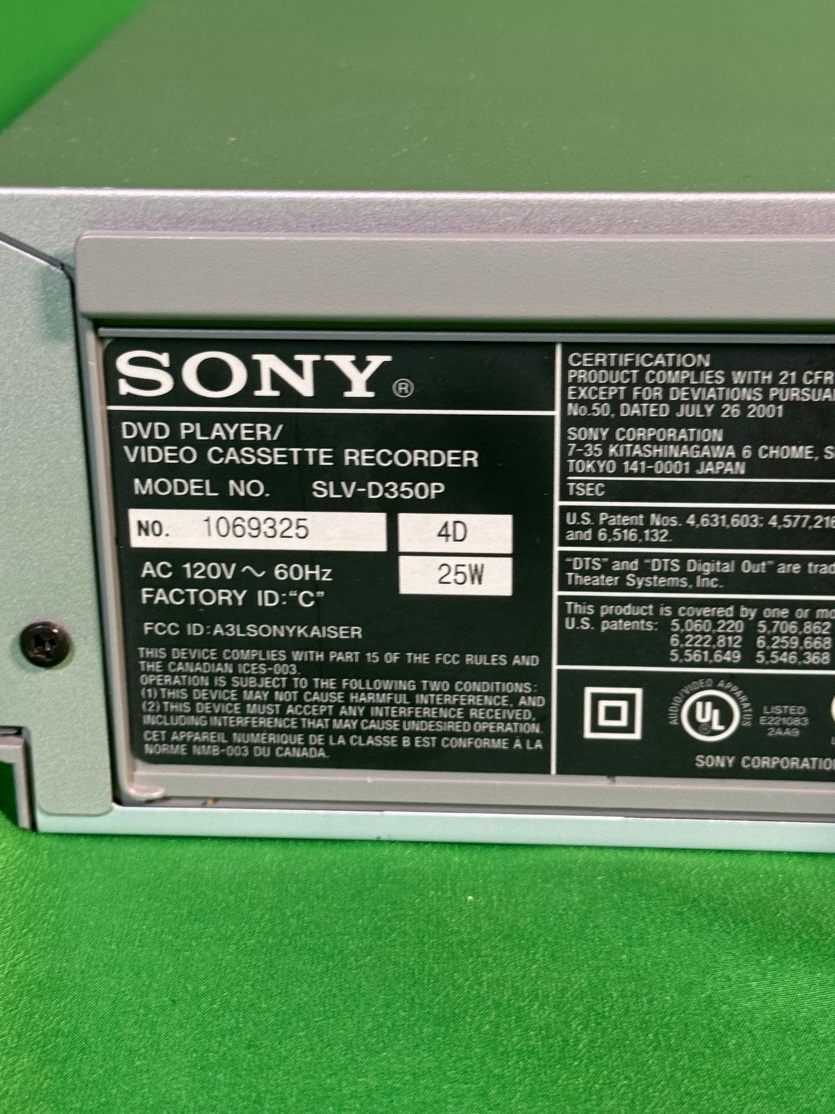 Sony SLV-D350P DVD Player VHS VCR Combo Recorder Silver